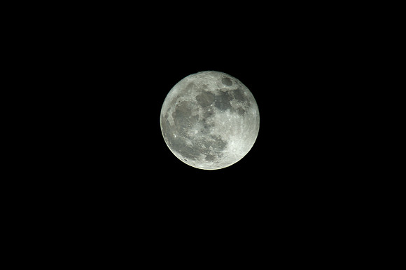 Super Moonrise Plus One Hour